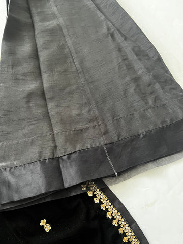 ZEINA LUXURY VELVET